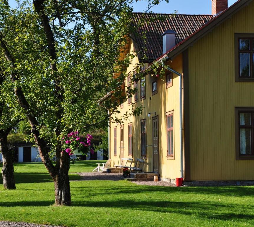 Stf Glasbruket Hostel & Apartments Borensberg Екстер'єр фото