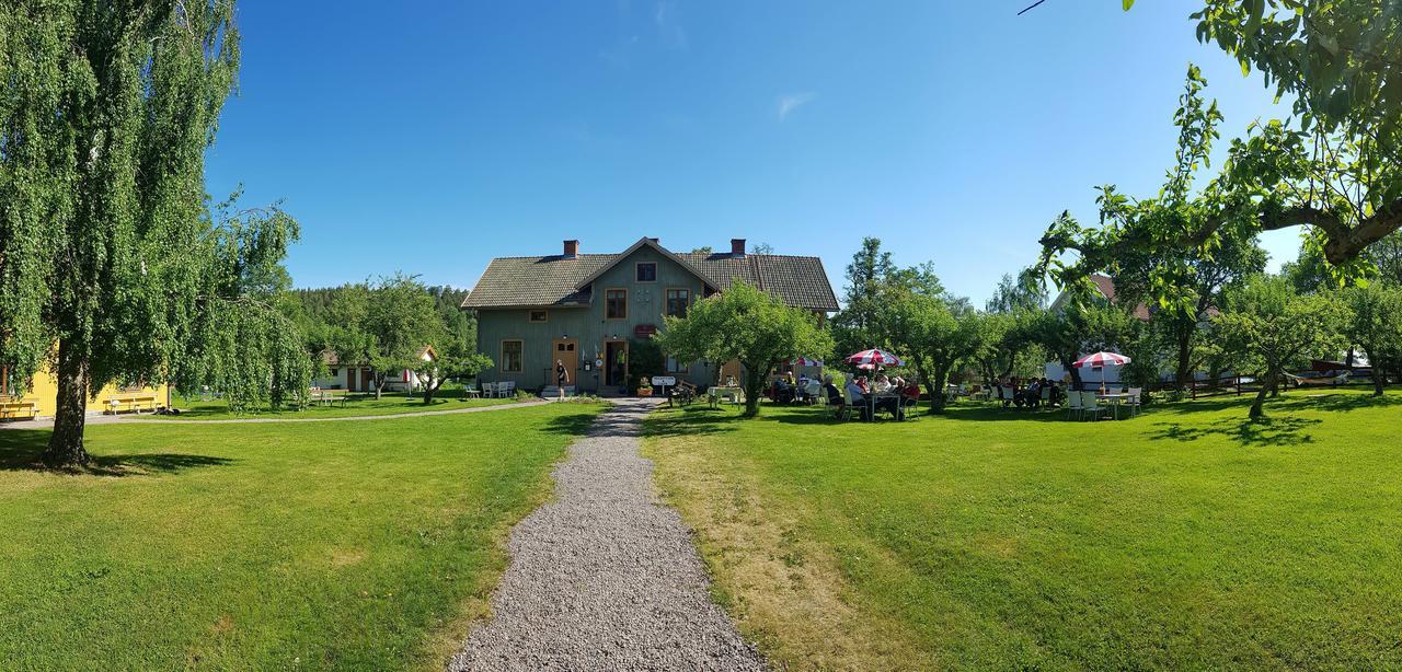 Stf Glasbruket Hostel & Apartments Borensberg Екстер'єр фото